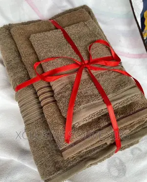 Original Event By White Rose Towel Set.