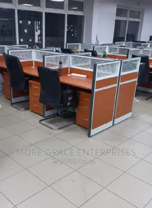 Office Workstation 4 Partitions