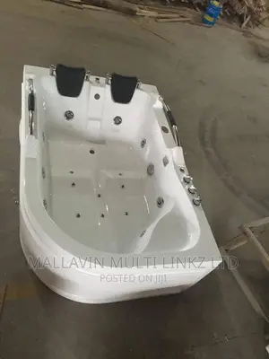 Double Jacuzzi (180x120cm)