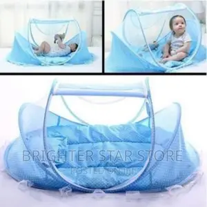 Baby Foldable Baby Crib With Net.