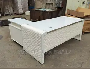 1.6 Metre Executive Reception Table