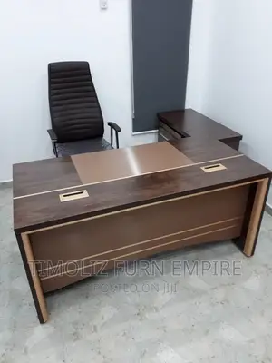 Modern Designed Executive Office Table