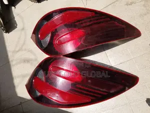 Mercedes Benz R Class Rear Lights