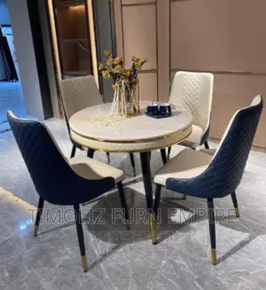 4 Seaters Round Luxury Marble Dining Table