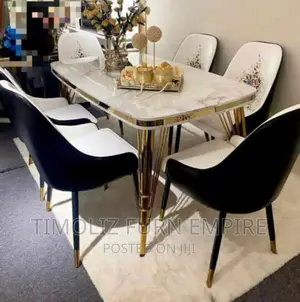 6 Seaters Classic Modern Dining Set