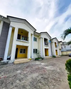 12bdrm Duplex in Inside An Estate At, Port-Harcourt for sale