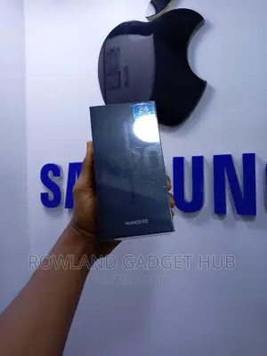 New Samsung Galaxy Note 20 5G 128 GB Bronze