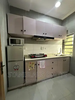 3 Bedrooms Shortlet Apartment.