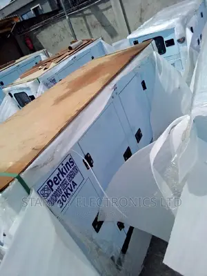 30kva Perkins Soundproof Generator 100% Copper