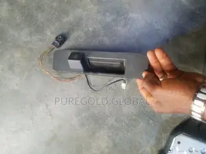 GLE Boot Sensor and Reverse Camera