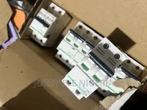 Schneider 2pole/63a MCB Breaker