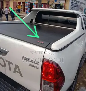 Latest Pick Ups /Hilux Roller Booth Cover