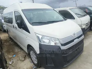 Toyota Grand HiAce 2019 White