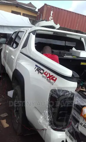Roller Booth Cover for 2018/2022 Tacoma