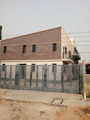 1bdrm Room & Parlour in Igboefon for rent
