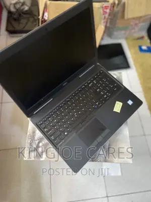 Laptop Dell Precision 15 7520 16GB Intel Core I7 HDD+SSD 640GB