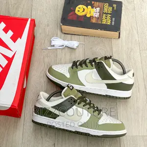 Original NIKE SB DUNK Low Pro Oil Green Available in Store