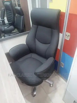 Supper Executive Brown Office Swivel Chair
