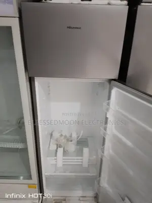 Hisense Low Voltage Standing Fridge 3 Years Warranty