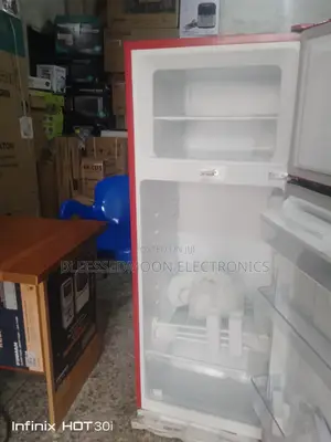Hisense Low Voltage Standing Fridge 2 Yrs W