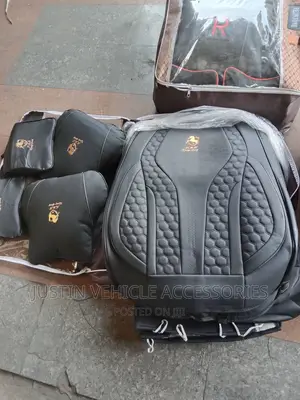 Gold Horse Full Black Seat Cover