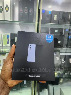 New Samsung Galaxy Fold 5G 512 GB Blue