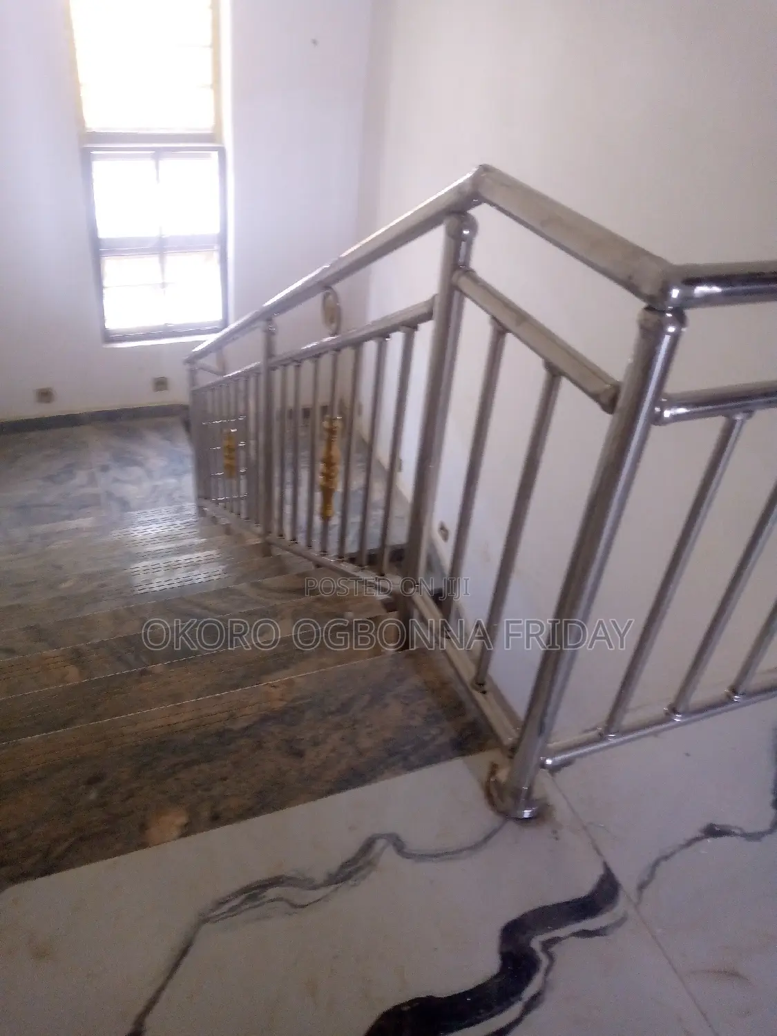 Handrail With Designs