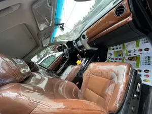 Toyota Tundra 2018 Brown