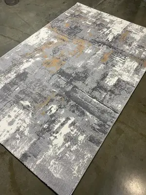 Turkish Center Rugs Available in 7by10 Also 4by6 and 5by7