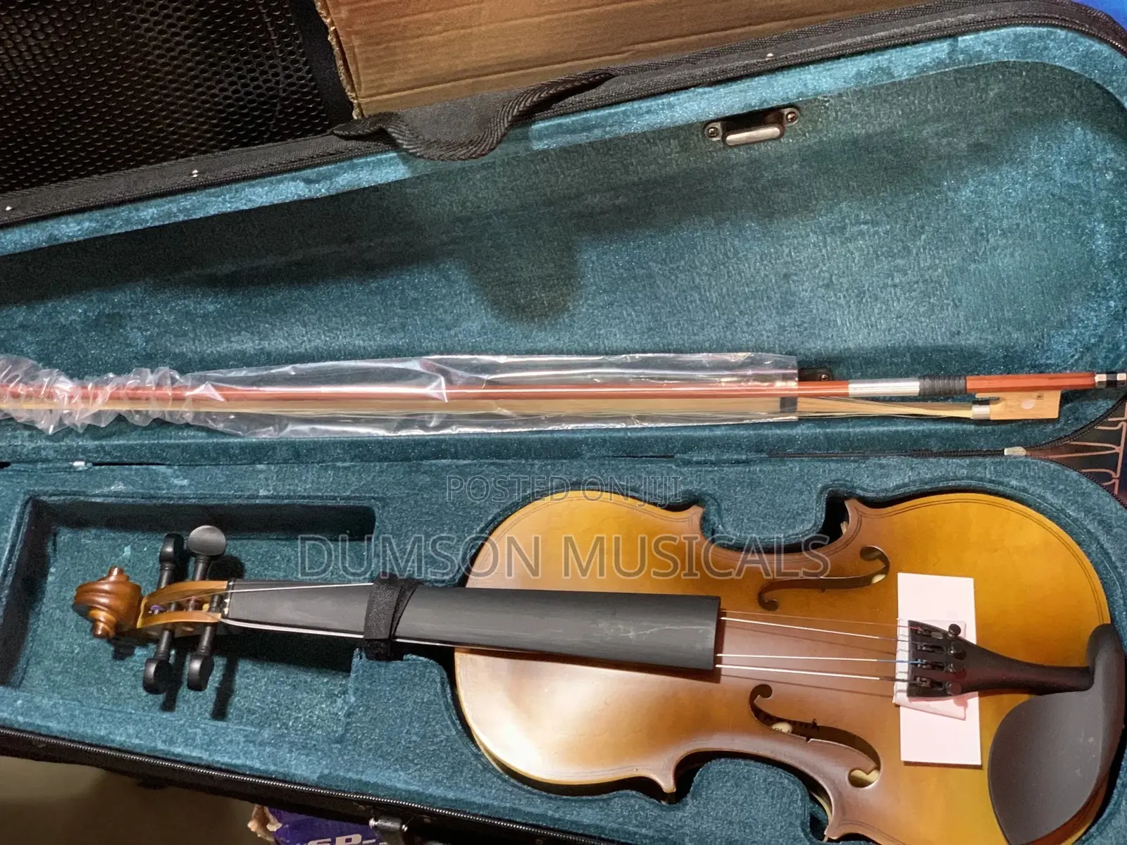 Yamaha Violin 4/4 With Case
