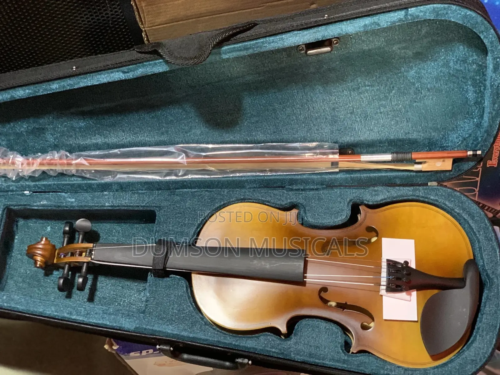 Yamaha Violin 4/4 With Case