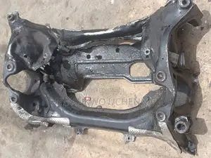 Engine Beam GLK350 2015