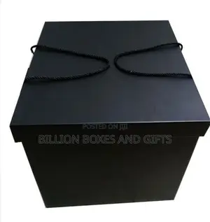Quality Leather Gift Box With Carrier Rope