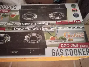 Qasa Table Glass Top Gas