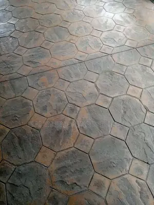 Floor Painting Fluted Panel Increte Floor Xylene Sealer