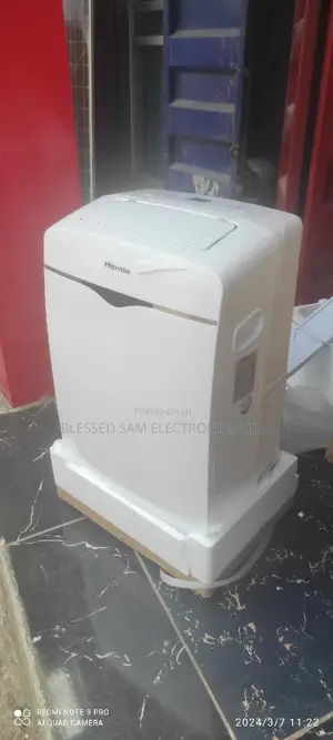 New Brand >Hisense Mobile Ac 1.5hp Fast Cooling With >R410a