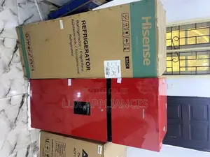 Hisense 204 Liters Double Door Refrigerator