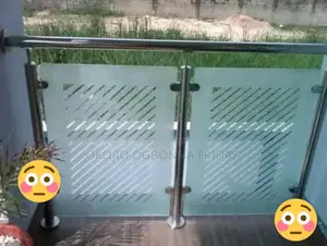Cubicle for Bath