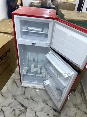Hisense 204 Liters Double Door Refrigerator With Dispenser