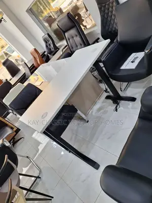 Electric Adjustable Height Desk