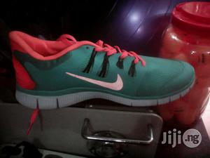 Jogging Canvas Shoe Nike And Adidas