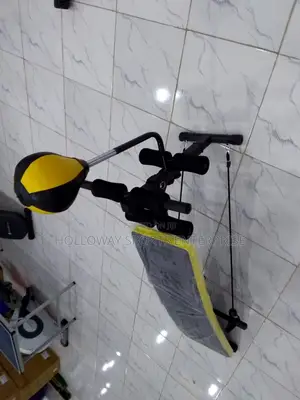Weight Bench With Speed Ball