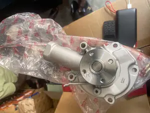 Mitsubishi Lancer Engine Water Pump