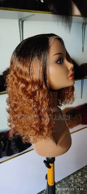 T/30 Bouncy Closure Luxury Blend Wig
