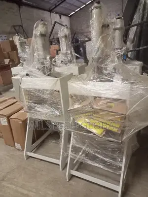 Pneumatic T-shirt Nylon Bag Punching Machine