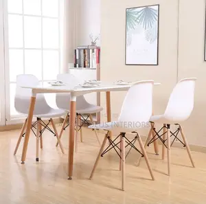 Eames Classic 4 Seaters Dining Table