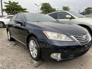 Lexus ES 2012 Blue