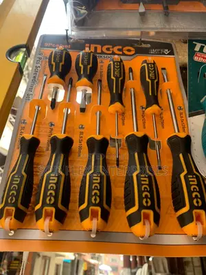 9 Pieces Of Ingco Mechanical Set Of Screw Driver