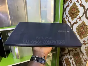 Laptop Samsung NP400B2B 8GB Intel Core I5 HDD 500GB