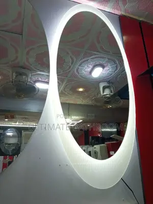 Hand Wave Oval Mirror